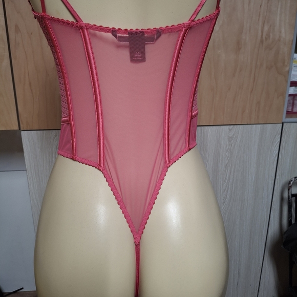 💋Victoria's Secret Pink Mesh Lace Bodysuit💋 - Picture 6 of 7